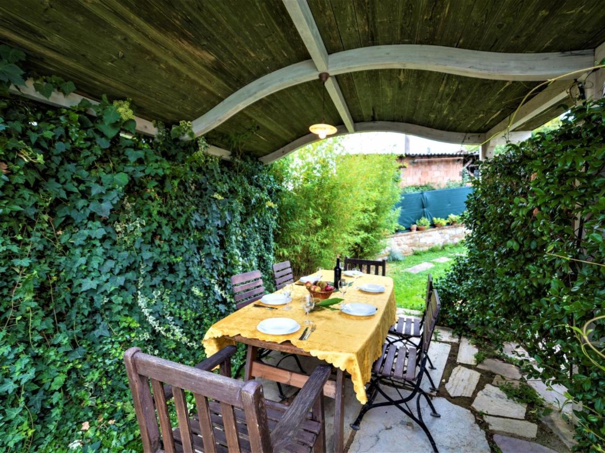 Holiday Home Rustico Cavernoso By Interhome Коле Вал д'Елза Екстериор снимка